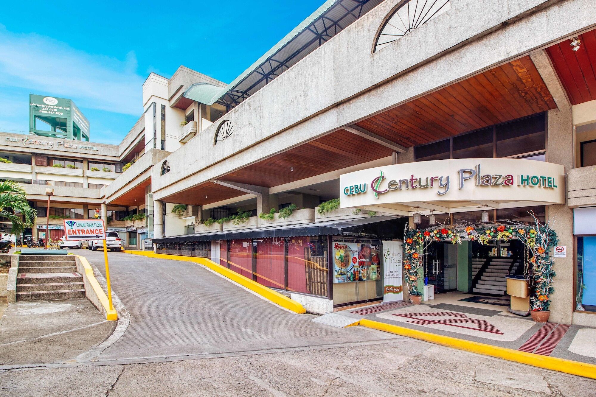Reddoorz Plus Near Mango Avenue Cebu Exterior photo